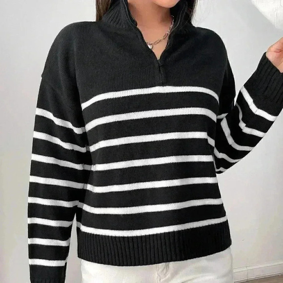 Black And White Preppy Womens Stripe Pattern Half Zipper Drop Shoulder Sweater - Picture 5 of 5